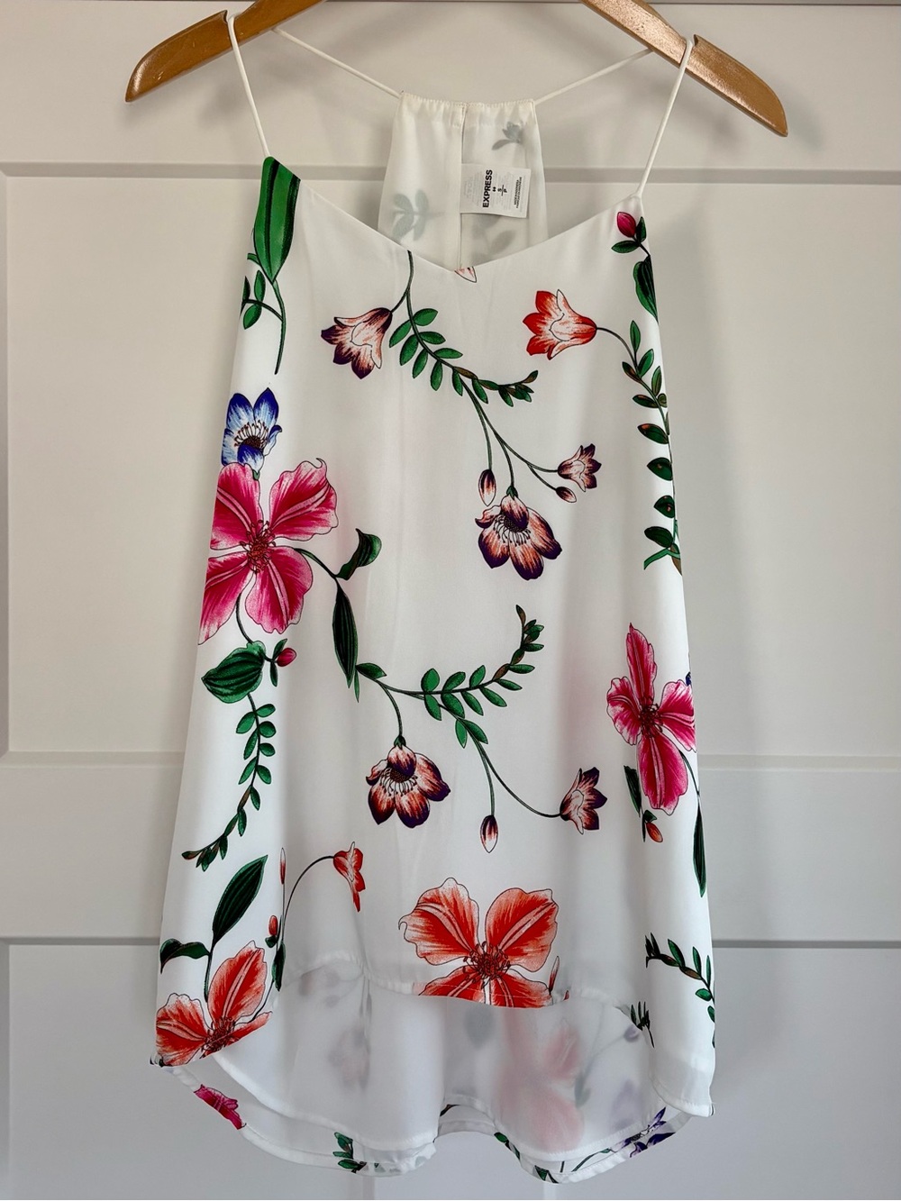 Express Size Small ‘Portofino’ Vibrant Floral V Neck Sleeveless Tank Blouse Top